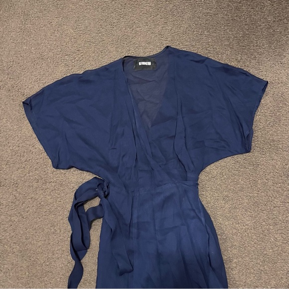 Reformation Winslow Wrap Maxi Dress - Picture 9 of 9